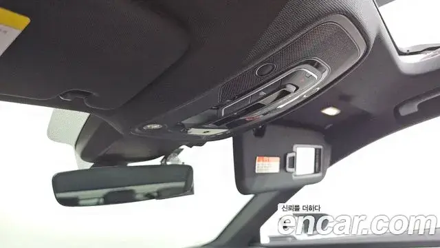 Audi A6 2019 — ფოტო 18/33