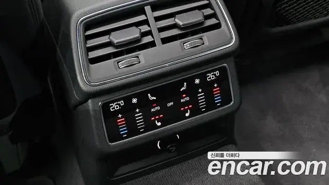 Audi A6 2019 — ფოტო 25/33