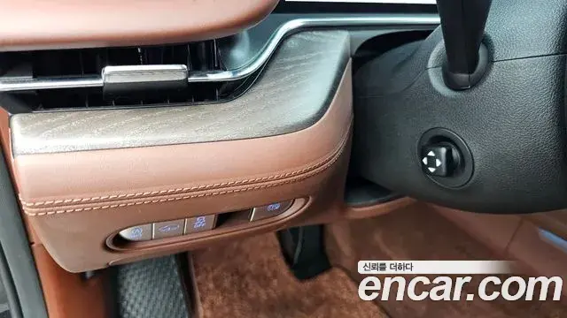 Genesis G90 2023 — Photo 5/35
