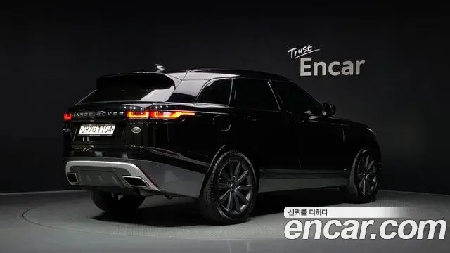 Land Rover Range Rover Velar 2019 — Şəkil 20/38