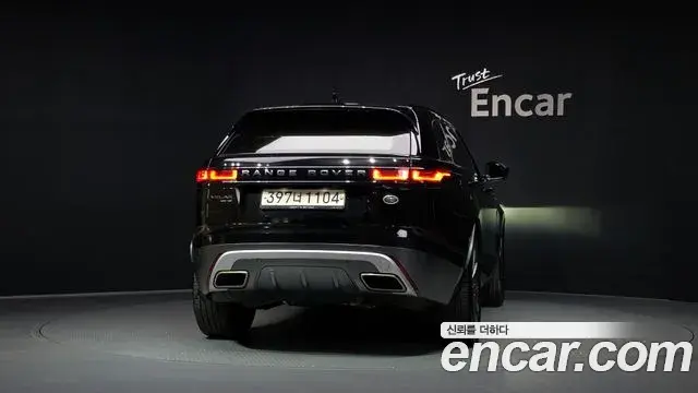 Land Rover Range Rover Velar 2019 — Şəkil 15/38