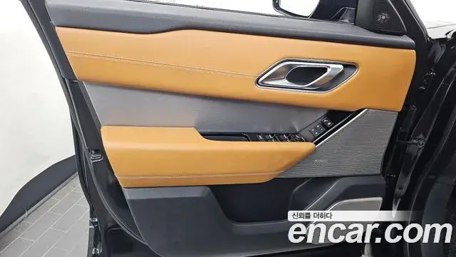 Land Rover Range Rover Velar 2019 — Şəkil 38/38