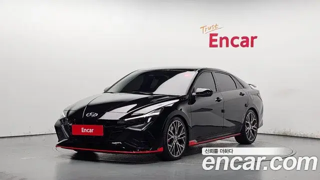 Hyundai The New Avante Hybrid 2022 — Photo 11/32