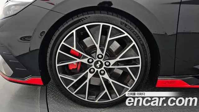 Hyundai The New Avante Hybrid 2022 — Photo 4/32