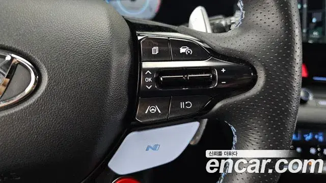 Hyundai The New Avante Hybrid 2022 — Photo 9/32