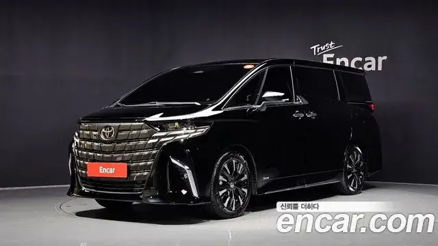 Toyota Alphard 2025 — Şəkil 33/34
