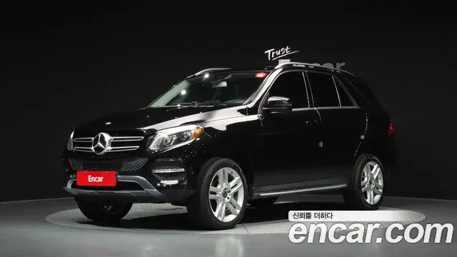 Mercedes-Benz GLE-Class 2018 — Фото 1/20