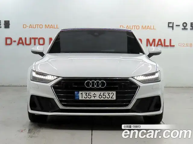 Audi A7 2020 — Фото 1/20
