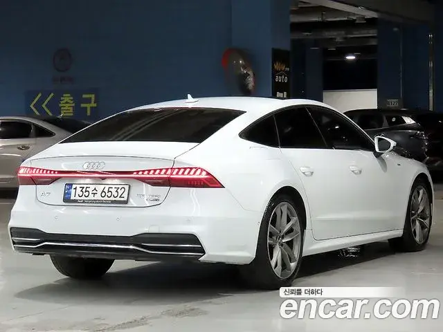 Audi A7 2020 — Фото 3/20