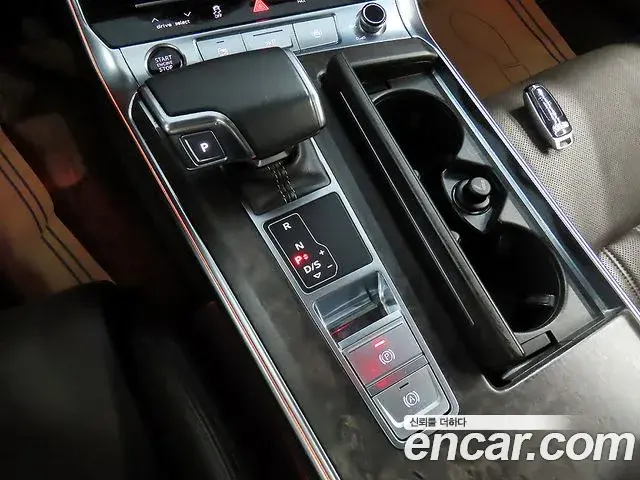 Audi A7 2020 — Фото 14/20