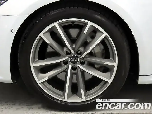 Audi A7 2020 — Фото 20/20