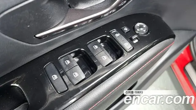 Hyundai Tucson Hybrid 2022 — Photo 29/36
