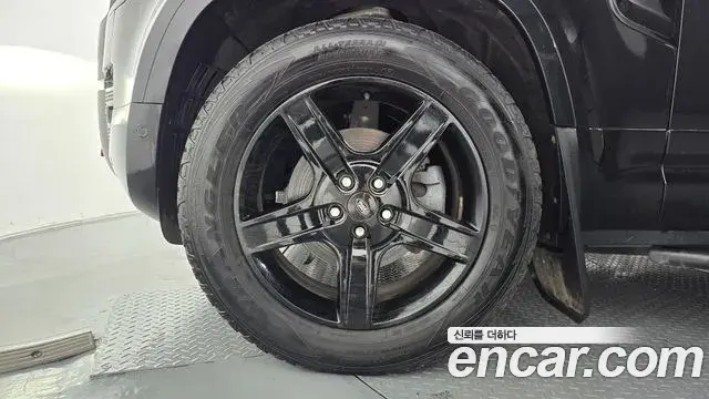 Land Rover Defender 2022 — Şəkil 12/20