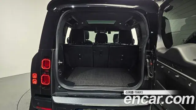 Land Rover Defender 2022 — Şəkil 13/20