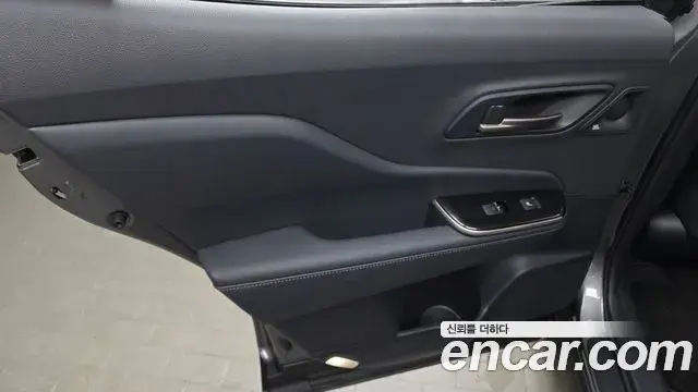 Toyota Crown Crossover 2024 — ფოტო 4/35