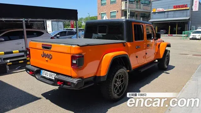 Jeep Gladiator 2025 — Фото 2/20