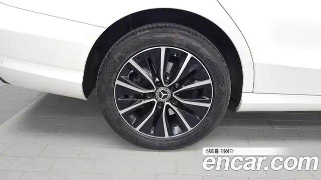 Mercedes-Benz C-Class 2020 — Фото 5/20