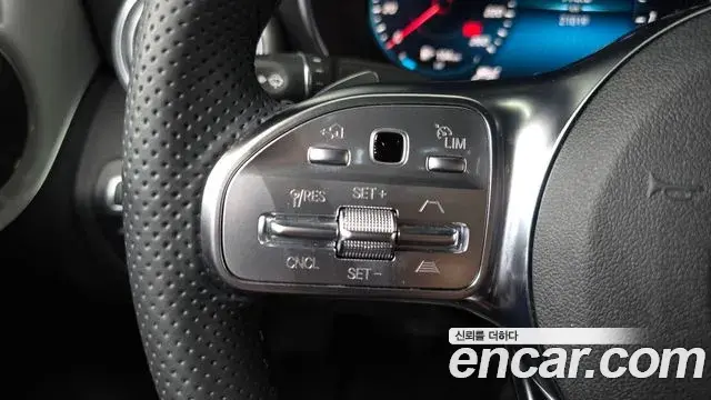Mercedes-Benz C-Class 2023 — Фото 15/20