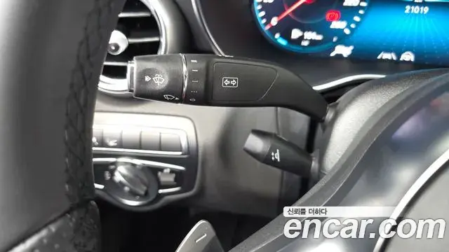 Mercedes-Benz C-Class 2023 — Şəkil 5/32
