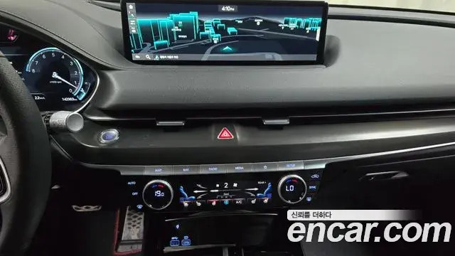 Genesis G80 2023 — Şəkil 28/35