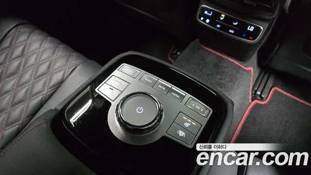 Genesis G80 2023 — Şəkil 11/35