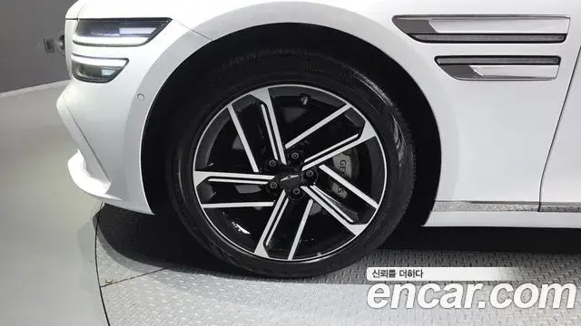 Genesis G80 2024 — Photo 6/32