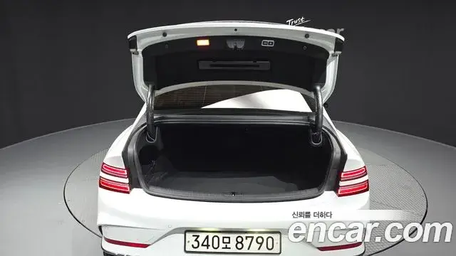 Genesis G80 2024 — Photo 26/32