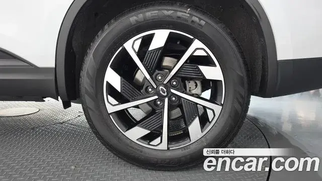 Renault Samsung QM6 2023 — Şəkil 31/32