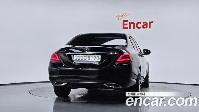 Mercedes-Benz C-Class 2019 — Photo 29/32