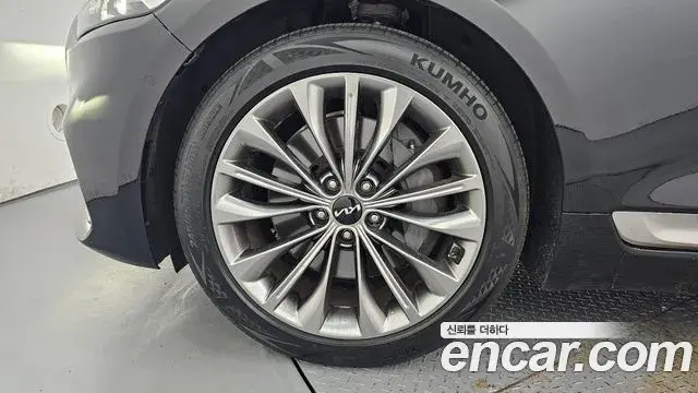 Kia The K9 2022 — Photo 5/20