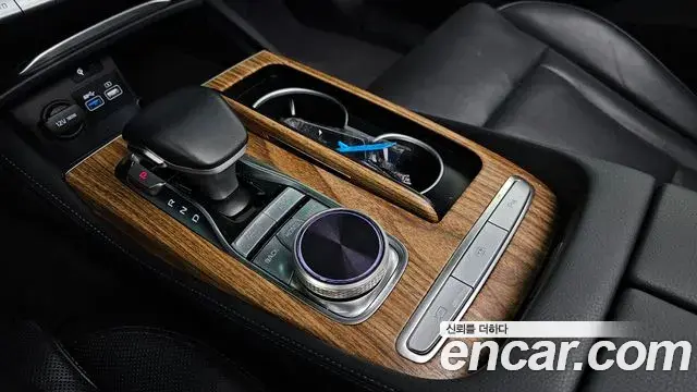 Kia The K9 2022 — Photo 9/20