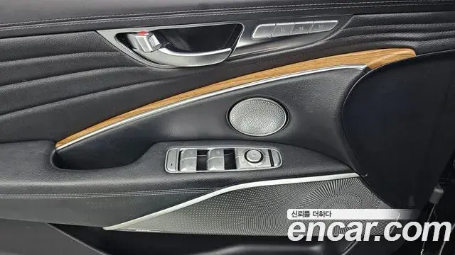 Kia The K9 2022 — Photo 17/20