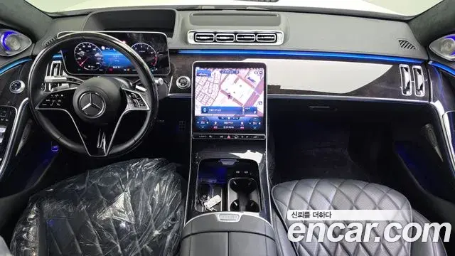 Mercedes-Benz S-Class 2022 — Photo 19/20