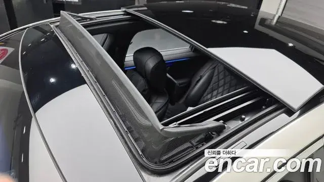 Mercedes-Benz S-Class 2022 — Photo 18/20
