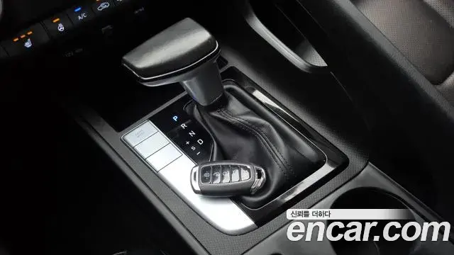 Hyundai The New Avante Hybrid 2020 — Şəkil 12/20