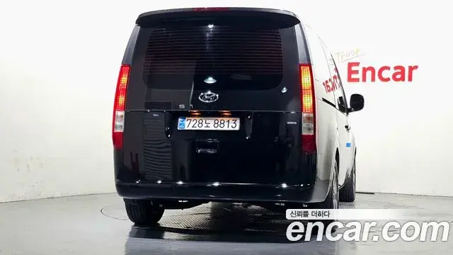Hyundai Staria 2022 — Photo 4/20