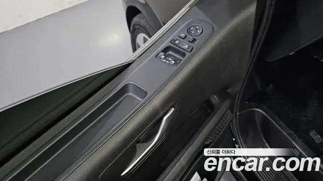 Hyundai Staria 2022 — Photo 13/20