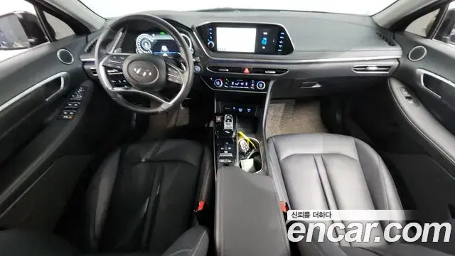 Hyundai Sonata 2022 — Фото 10/20