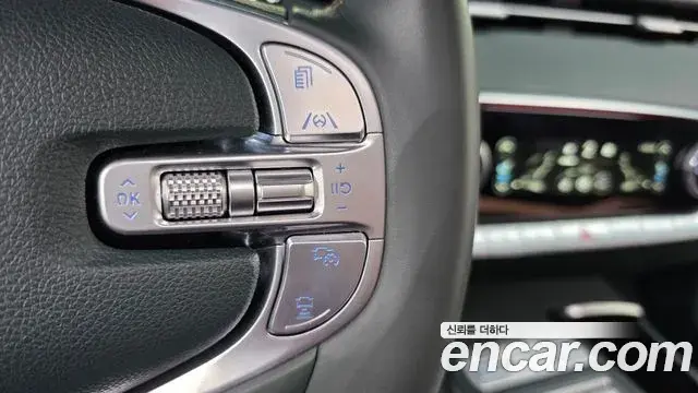 Genesis GV70 2022 — Photo 21/36