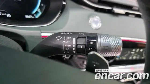 Genesis GV70 2022 — Photo 22/36