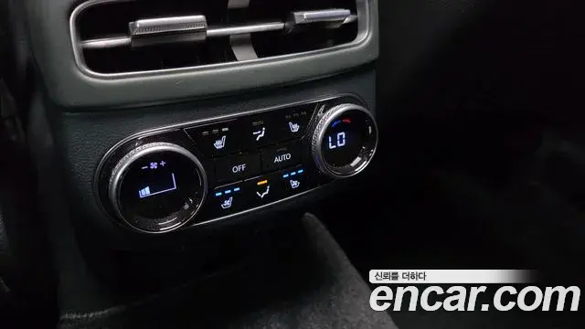 Genesis GV70 2022 — Photo 4/36