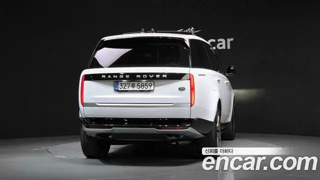 Land Rover Range Rover 2022 — Фото 4/20