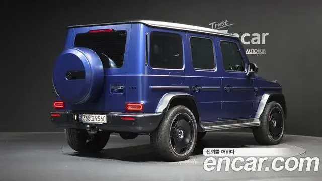 Mercedes-Benz G-Class 2023 — Photo 26/33