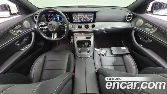 Mercedes-Benz E-Class 2022 — Фото 7/20