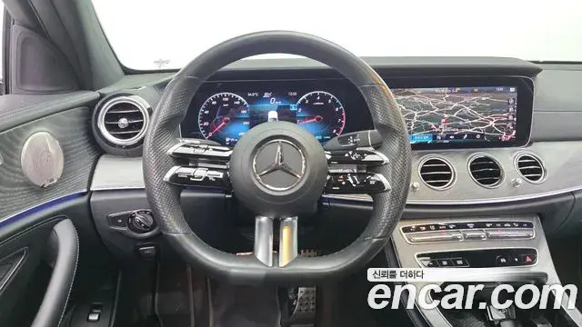 Mercedes-Benz E-Class 2022 — Фото 14/20