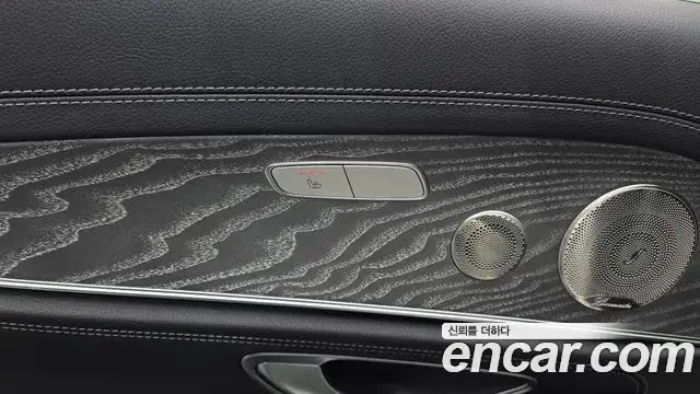 Mercedes-Benz E-Class 2022 — Фото 20/20