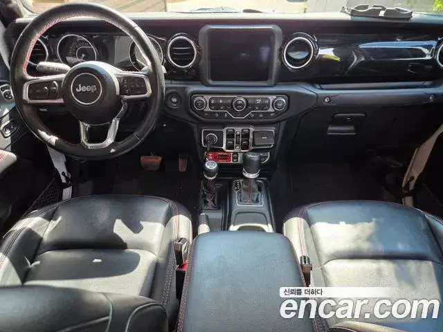 Jeep Gladiator 2021 — ფოტო 11/20
