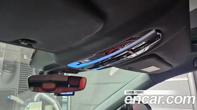 Porsche Cayenne 2022 — Photo 32/32