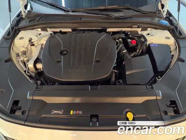Volvo S90 2026 — ფოტო 17/20