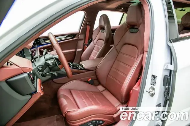 Porsche Panamera 2025 — Şəkil 10/20